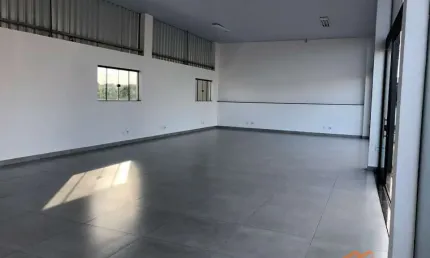 Sala comercial para alugar na Avenida Portugal, 195, Igapó, Londrina