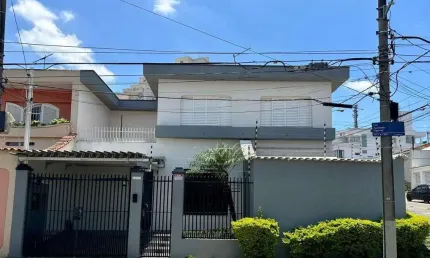 Sobrado a venda com 3 dormitórios na Vila Oliveira em Mogi das Cruzes