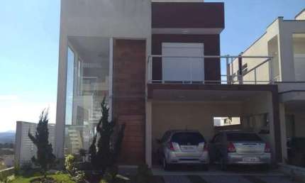 Sobrado para venda com 4 dormitórios no Aruã Brisas em Mogi das Cruzes