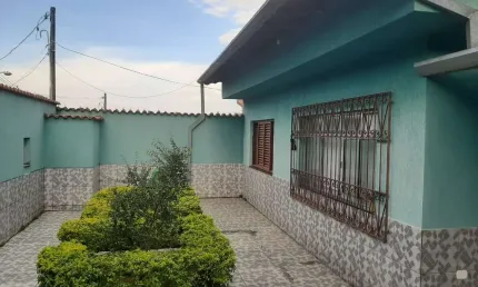 Casa térrea para venda com 2 dormitórios na Vila Brasileira em Mogi das Cruzes