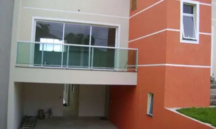 Sobrado novo para venda com 3 suítes na Vila Suissa em César de Souza em Mogi