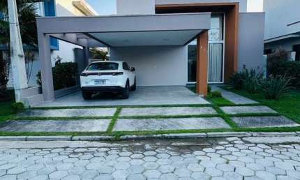 Casa térrea para venda com 3 suítes no Residencial Veredas em Mogi das Cruzes.