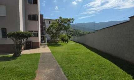 Apartamento para venda com 2 dormitórios no condomínio Topázio no Jardim Maricá.