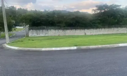 Terreno para venda com 417m² no Residencial Veneza em Mogi das Cruzes