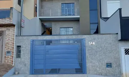 Sobrado novo para venda com 3 dormitórios na vila di césar em mogi das cruzes.
