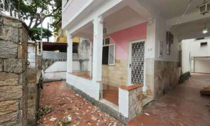 Casa com 4 quartos para alugar na Rua Salvador de Mendonça, Rio Comprido, Rio de Janeiro, 200 m2 por R$ 4.000