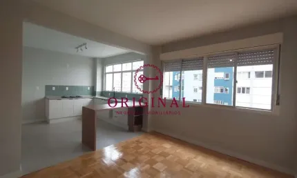 Apartamento com 2 quartos à venda na Avenida Júlio de Castilhos, 2020, Centro, Caxias do Sul por R$ 320.000