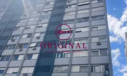 Apartamento com 2 quartos à venda na Rua Sinimbu, 2019, Centro, Caxias do Sul por R$ 390.000