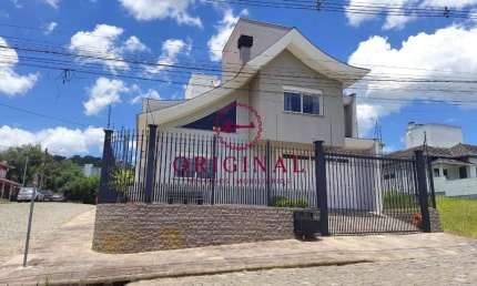 Casa com 3 quartos à venda na Stella Giacomina Barpe Salvador, 242, São Luiz, Caxias do Sul por R$ 1.900.000