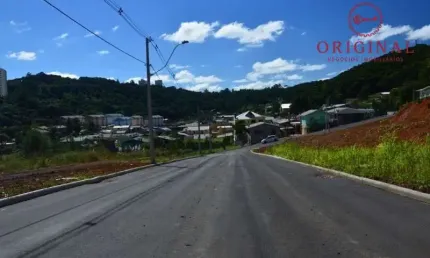 Terreno à venda na Rua Amélia Pinguella Bonatto, 248, São Luiz, Caxias do Sul por R$ 197.500