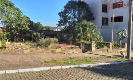 Terreno à venda na Rua Monsenhor Henrique Compagnoni, 01, Centro, São Marcos por R$ 650.000