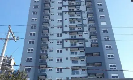 Apartamento com 2 quartos à venda na Avenida Júlio de Castilhos, 175, Lurdes, Caxias do Sul por R$ 479.000