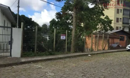 Terreno à venda na Rua Boa Viagem, 1, Medianeira, Caxias do Sul por R$ 400.000