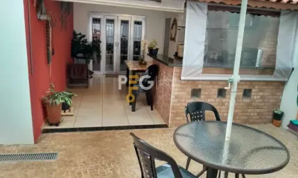 Casa à venda no bairro Parque dos Lagos - Ribeirão Preto/SP