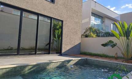 Casa em condomínio fechado com 4 quartos à venda na Alameda Margarida Nagib Ozi Badin, 50, Conjunto Residencial Vivendas do Arvoredo, Londrina