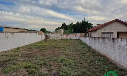 Terreno, 486,60 m², plano, todo murado, 300 metros do Aeroporto