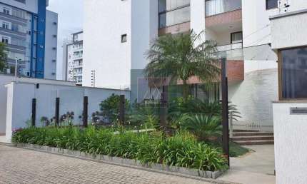 Cobertura Duplex. 3 quartos. 1 suíte. 3 vagas. Terraço privativo. 173,46 m² privativos.