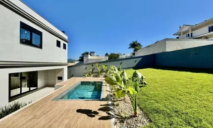 Casa para venda em palhoça, pedra branca, 3 dormitórios, 3 suítes, 4 banheiros, 2 vagas