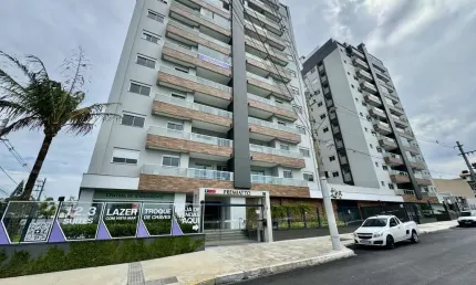 Apartamento para Venda em Florianópolis, Canto, 2 dormitórios, 1 suíte, 2 banheiros, 1 vaga