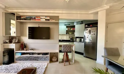 Apartamento para Venda em Florianópolis, Abraão, 2 dormitórios, 1 suíte, 2 banheiros, 1 vaga