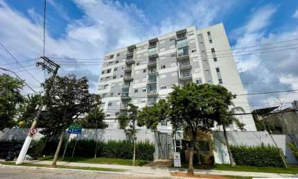 Apartamento mobiliado para alugar no Tatuapé com 24m², 1 Suíte, Cozinha integraga com a sala.