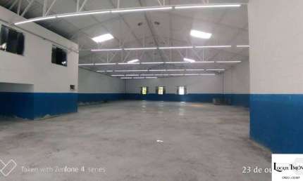 Galpão comercial para vender com 1.000m² gerando renda mensal na VILA CARMOSINA/ITAQUERA