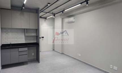Sala comercial com 42,14 m², pronta para trabalhar  Em edifício no Valongo, Santos/SP