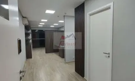 Sala comercial com 42m² para locação em Valongo-Santos-SP