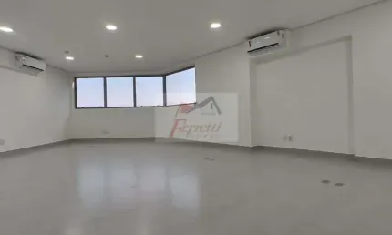Casa comercial para alugar na Rua Alexandre Gusmão, 11, Valongo, Santos