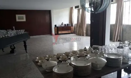 278M² em Copacabana, ENTRE O MAR E A LAGOA , VISTA LIVRE