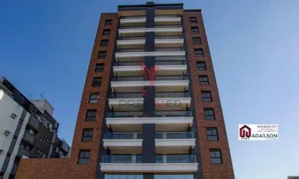 Apartamento à venda com 3 suítes, no bairro Estreito - Florianópolis/ SC
