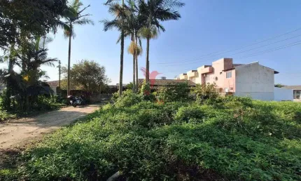 Terreno à venda no Centro, Penha 