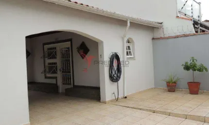 Casa com Quintal, ,piscina, churrasqueira, Jardim Bela Vista,Guaratinguetá ,aceita permuta
