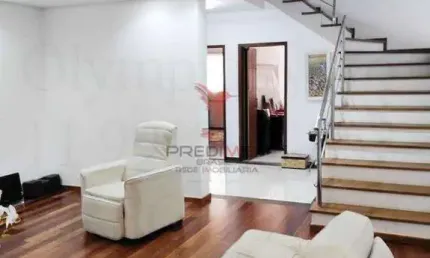 Sobrado reformadocom 3 Quartos,2 Vagas e quiosque com Churrasqueira.Bairro Jardim da Saúde