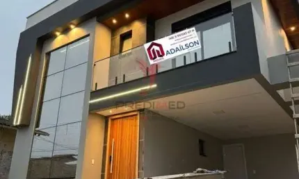 Casa à venda com 3 quartos sendo 3 suítes no Estreito/ Florianópolis, SC - Brasil