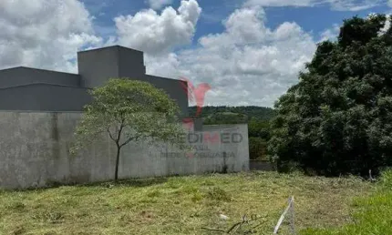 Vendo lindíssimo Terreno Residencial, em Águas de São Pedro-SP