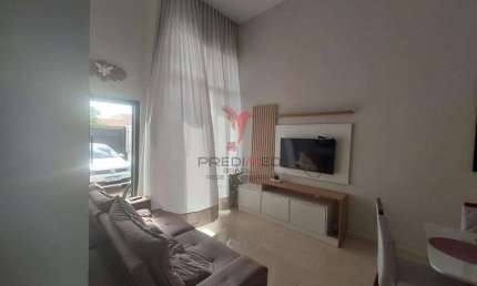 Casa Térrea em Pindamonhangaba, aceita permuta. Quintal e 2 Vagas de Garagem