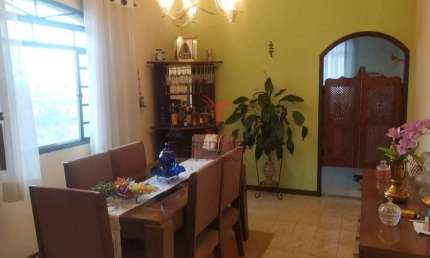 Casa com 4 quartos à venda no Pedreira, Guaratinguetá  por R$ 320.000