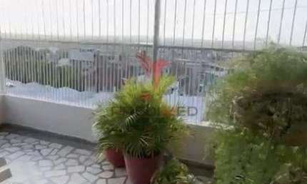 Vende-se casa com 4 Quartos,2 Suites, 2 Varandas , bela vista no centro da cidade