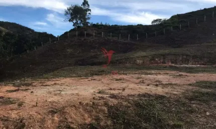 Terreno à venda na Zona Rural, Delfim Moreira  por R$ 300.000