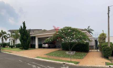 Vendo Lindíssima Casa Térrea em Condomínio Piracicaba
