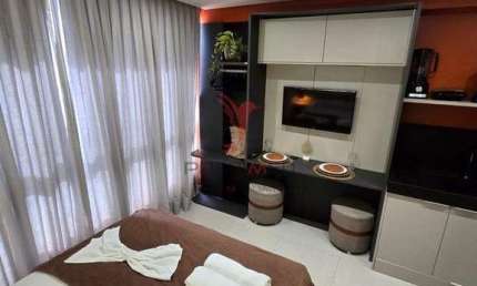 Lindo Flat porteira fechada na orla do Bessa todo Decorado . João Pessoa. Pronto a usar !!