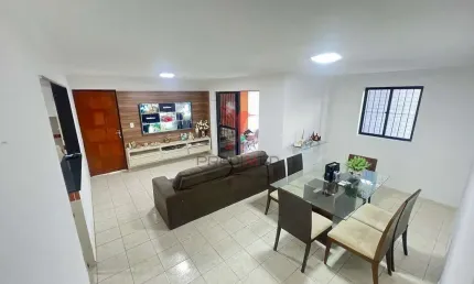 Apartamento  Térreo com excelente espaço externo,93 mts² de área , 3 Quartos,no Aeroclube