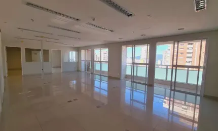 Conjunto Comercial para Locação em Santos, Boqueirão, 7 dormitórios, 5 banheiros, 6 vagas