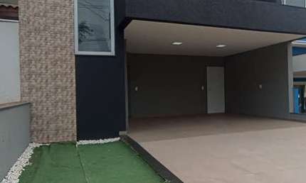 Sobrado com 3 dormitórios à venda, 186 m² por R$ 950.000,00 - Condomínio Golden