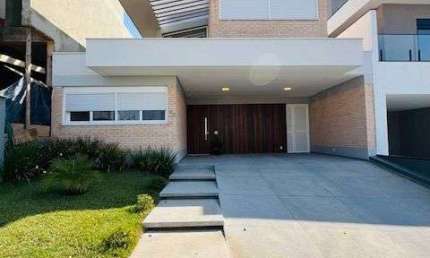Sobrado com 3 dormitórios à venda, 219 m² por R$ 1.914.000 - Condomínio Ibiti Re