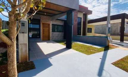 Casa com 3 dormitórios à venda, 115 m² por R$ 650.000,00 - Condomínio Residencia