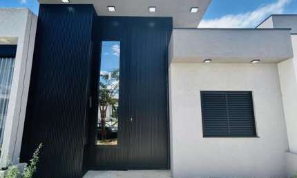 Casa com 3 dormitórios à venda, 102m por R$690.000.00 - Condomínio Villaggio Ipa