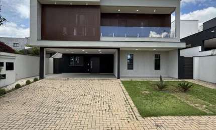 Sobrado com 4 dormitórios à venda, 294 m² por R$ 2.800.000,00 - Condomínio Alpha