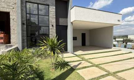 Casa com 3 dormitórios à venda, 195 m por R$1.490.000,00 - Condomínio Jardim Pie